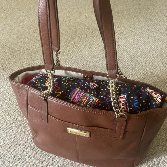 CALVIN KLEIN Shoulder Bag w/Dust Bag - Picture 4 of 10